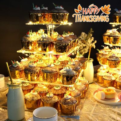 Supporto acrilico del bigné della fila della pasticceria 4 per la festa nuziale di compleanno